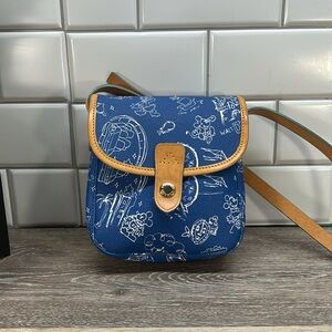 2283 Dooney & Bourke x Disney epcot blue crossbody